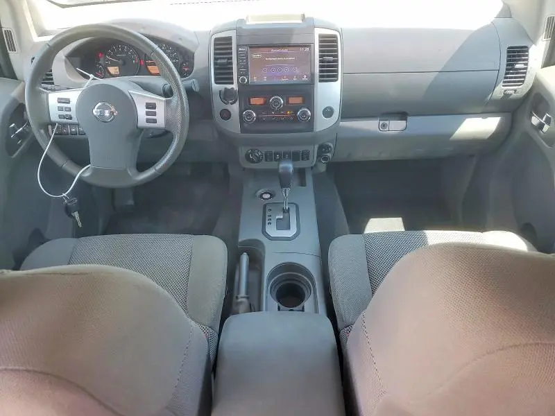 2021 NISSAN FRONTIER SV  