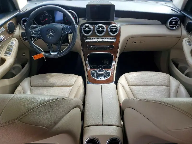 2018 MERCEDES-BENZ GLC 300  