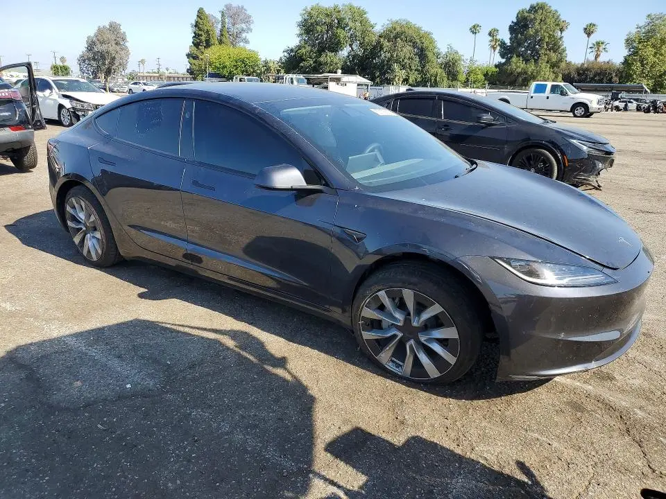 2025 TESLA MODEL 3   
