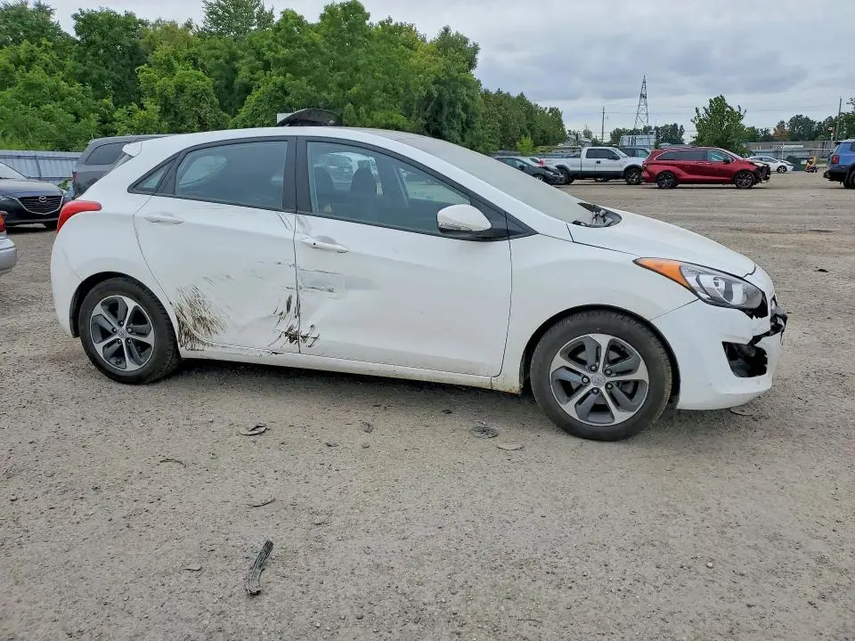 2016 HYUNDAI ELANTRA GT BASE  