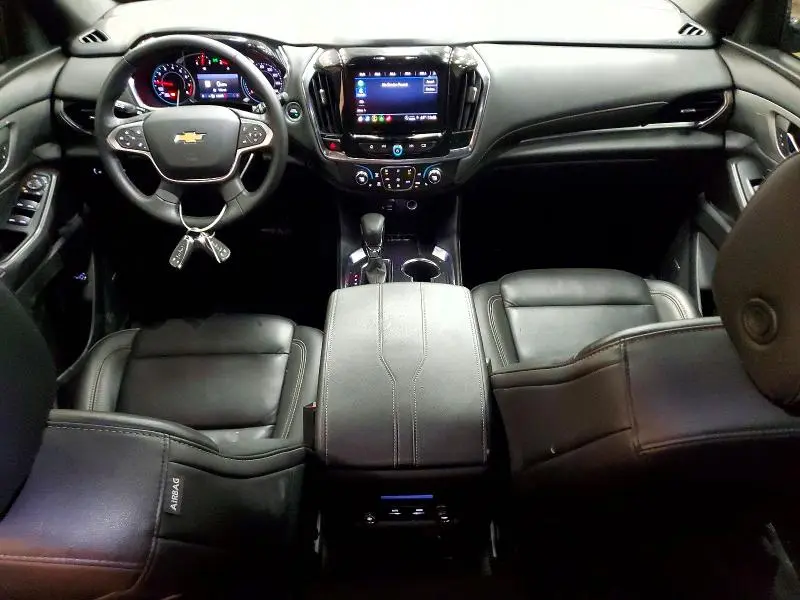 2023 CHEVROLET TRAVERSE LT  