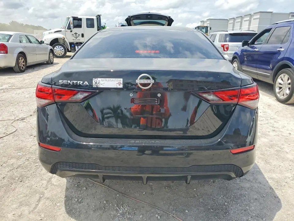 2024 NISSAN SENTRA S  