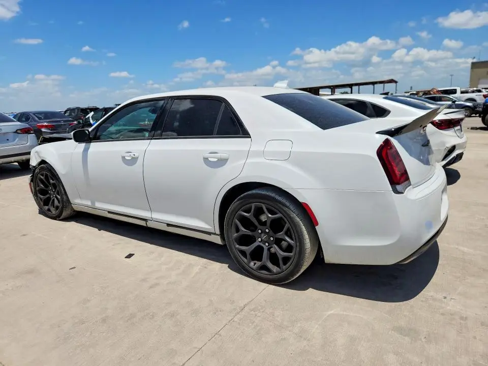 2019 CHRYSLER 300 S  
