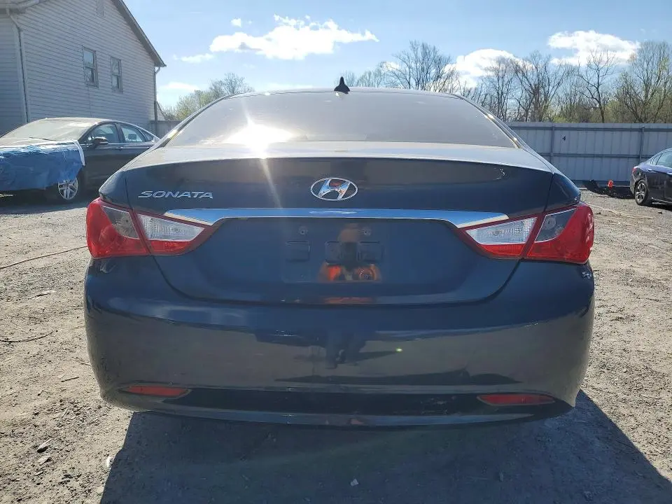 2013 HYUNDAI SONATA GLS  