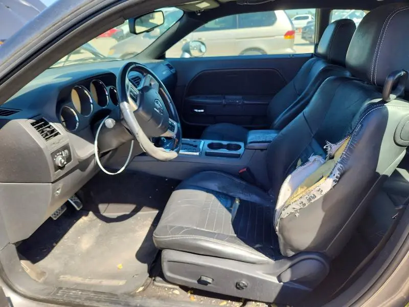 2011 DODGE CHALLENGER R  