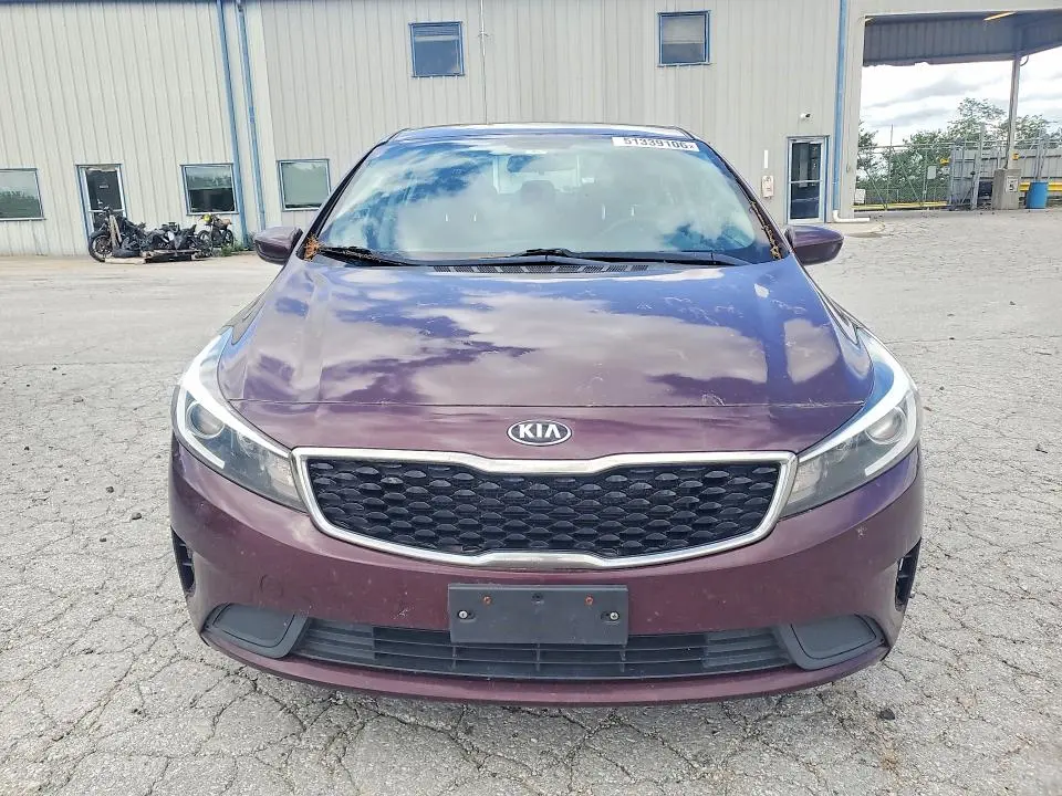 2017 KIA FORTE LX  