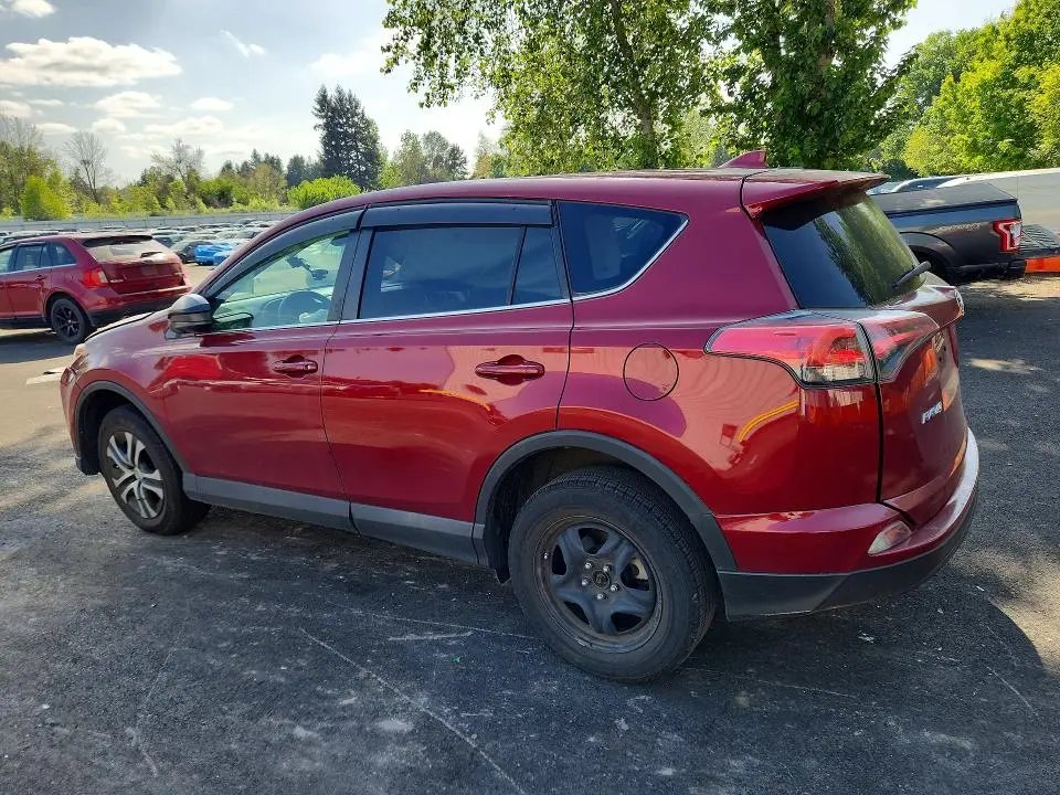 2018 TOYOTA RAV4 LE  