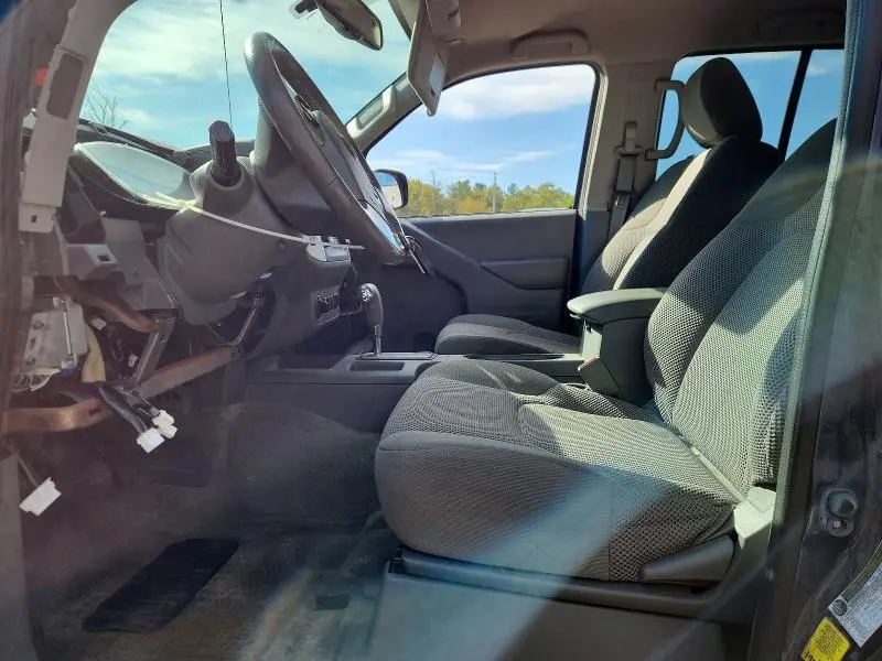2018 NISSAN FRONTIER SV  