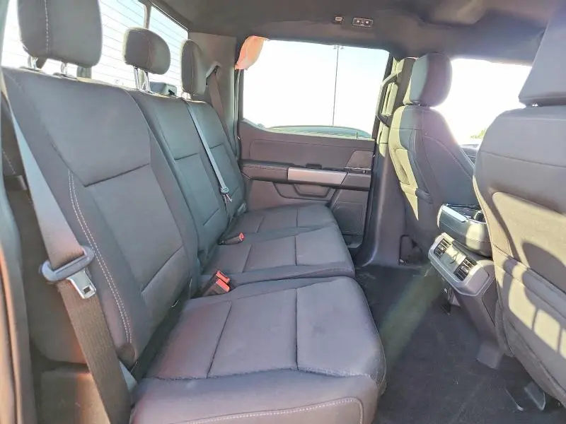 2025 FORD F150 XLT  