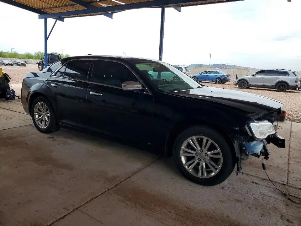 2016 CHRYSLER 300C   