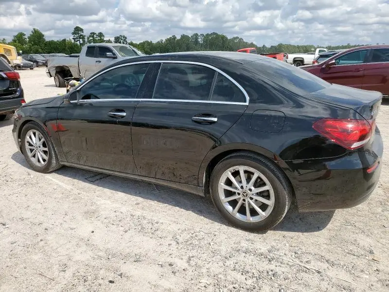 2019 MERCEDES-BENZ A 220  