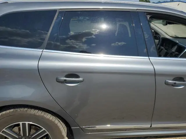 2016 VOLVO XC60 T6 PREMIER  