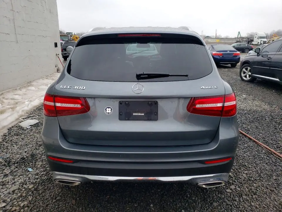 2018 MERCEDES-BENZ GLC 300 4MATIC  