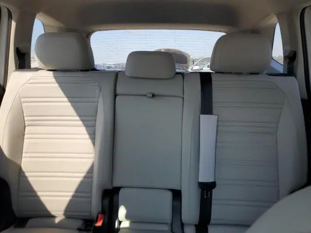 2022 VOLKSWAGEN TIGUAN S  