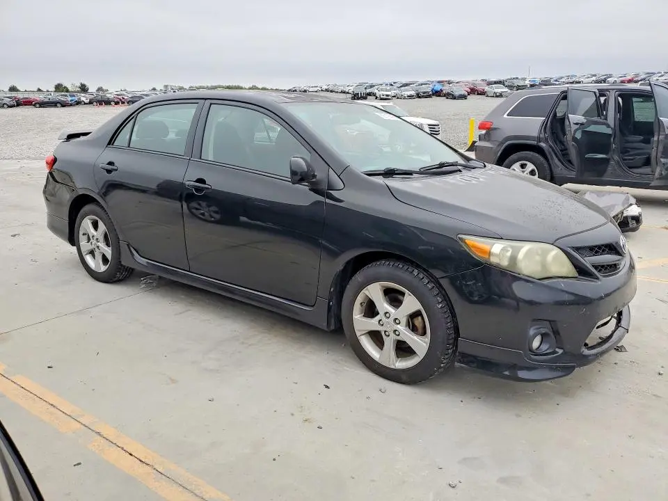 2013 TOYOTA COROLLA S  