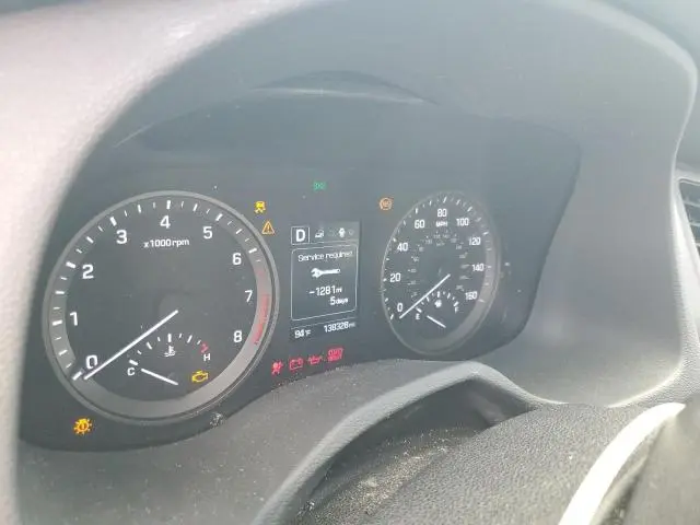 2017 HYUNDAI TUCSON SE  