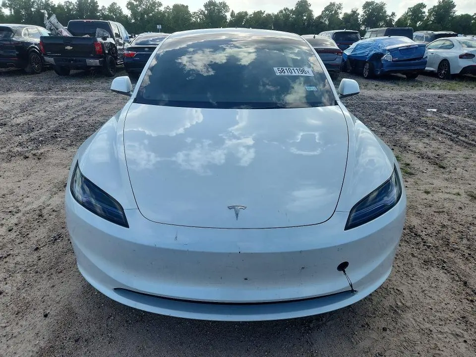 2025 TESLA MODEL 3   