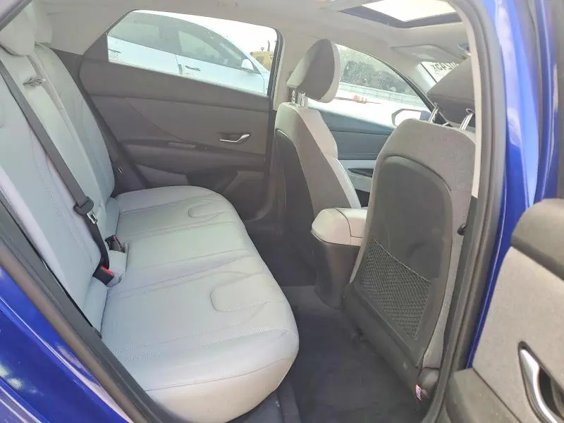 2022 HYUNDAI ELANTRA LIMITED  