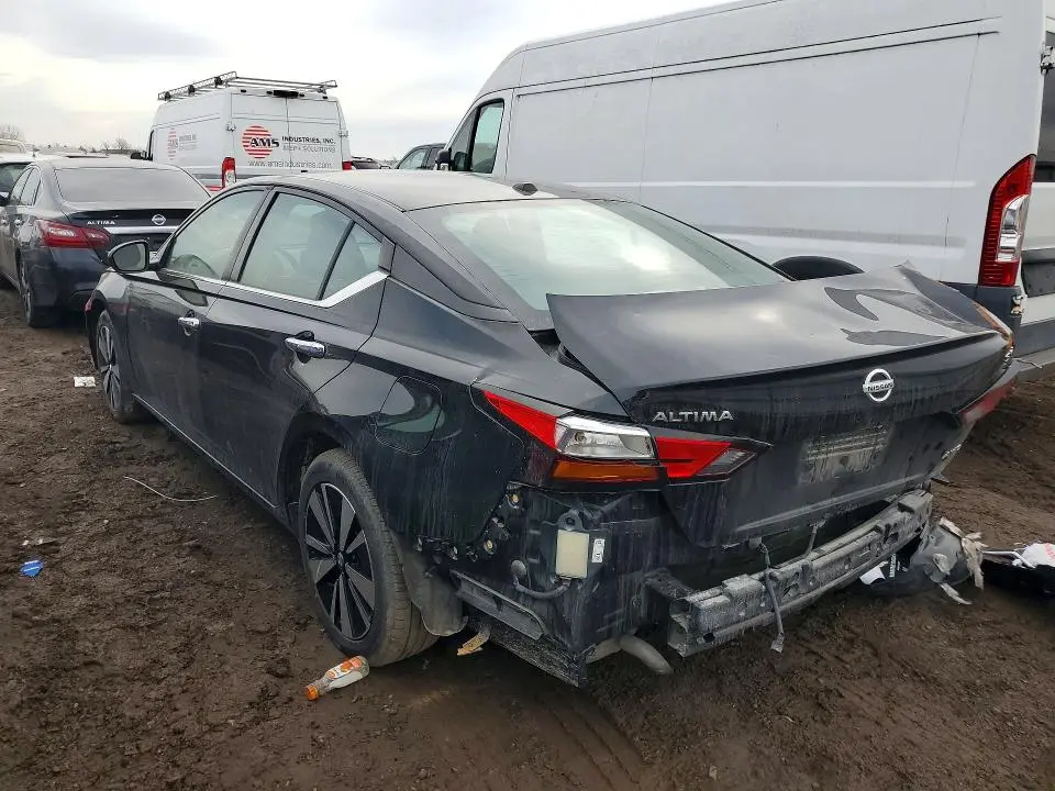 2021 NISSAN ALTIMA SV  