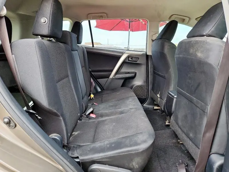 2014 TOYOTA RAV4 LE  