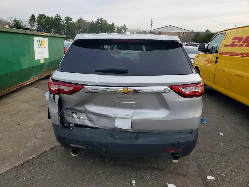 2020 CHEVROLET TRAVERSE LS  