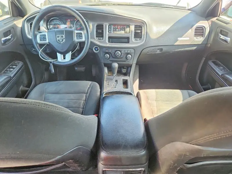 2012 DODGE CHARGER SE  