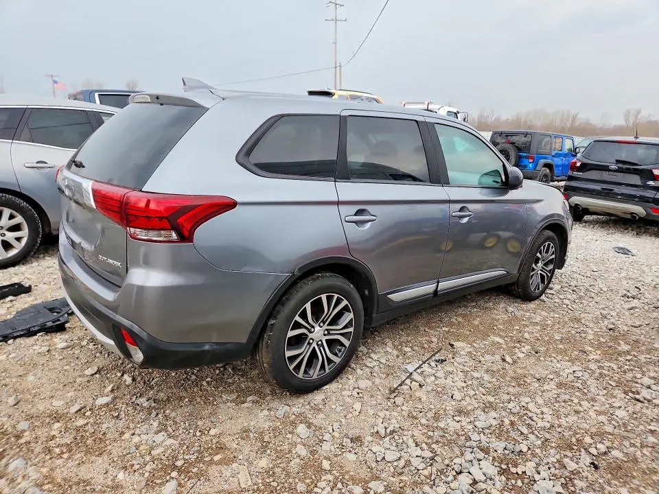 2017 MITSUBISHI OUTLANDER ES  