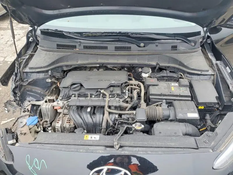 2022 HYUNDAI KONA SE  