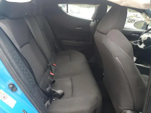 2019 TOYOTA C-HR XLE  