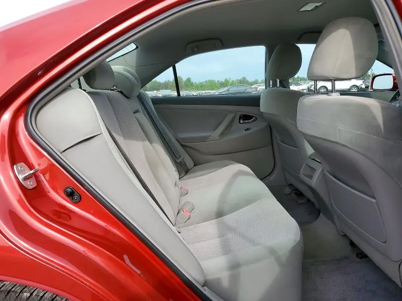 2011 TOYOTA CAMRY LE  