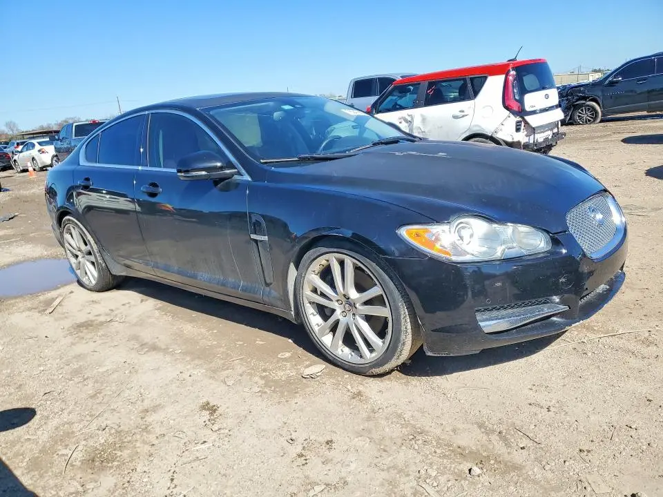 2010 JAGUAR XF PREMIUM  