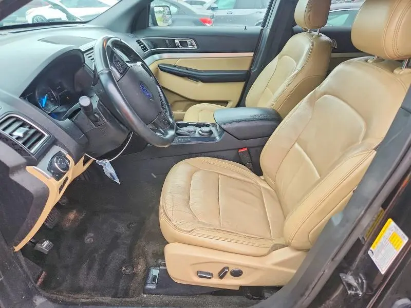 2017 FORD EXPLORER XLT  