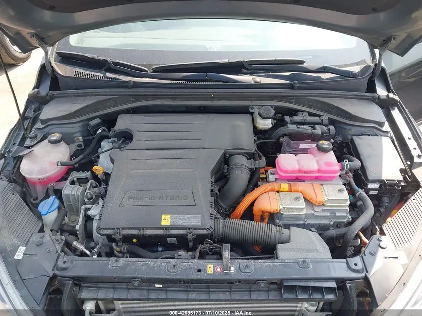 2021 HYUNDAI IONIQ PLUG-IN HYBRID SE