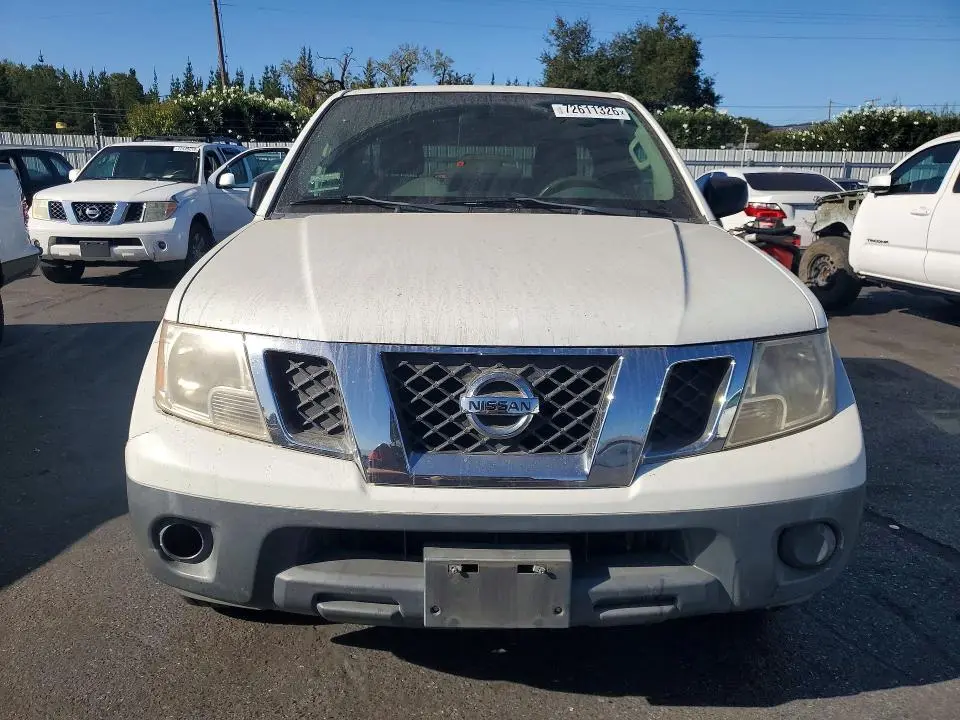 2014 NISSAN FRONTIER S  