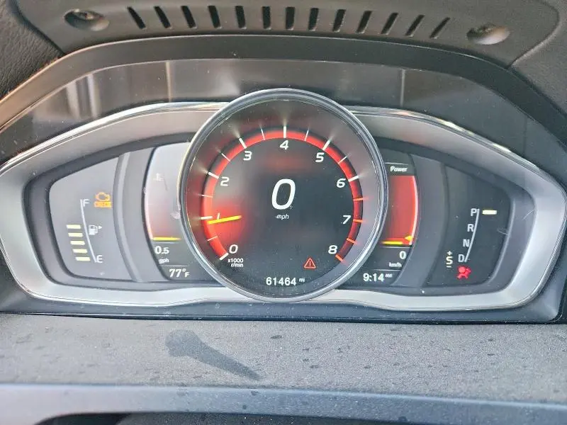 2016 VOLVO V60 T5 PREMIER  