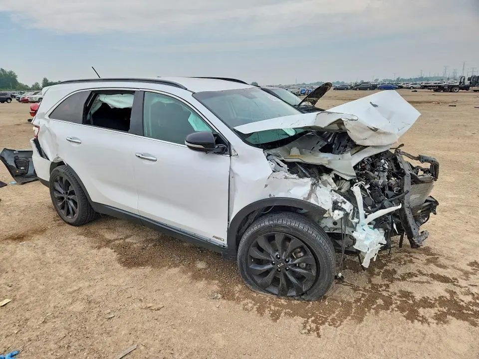 2020 KIA SORENTO S  