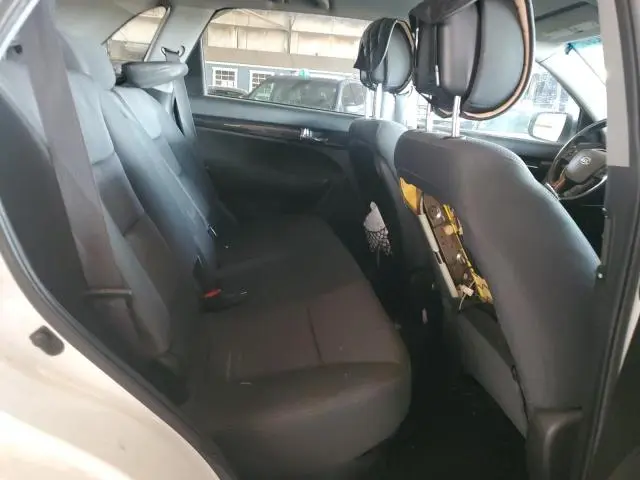 2012 KIA SORENTO BASE  