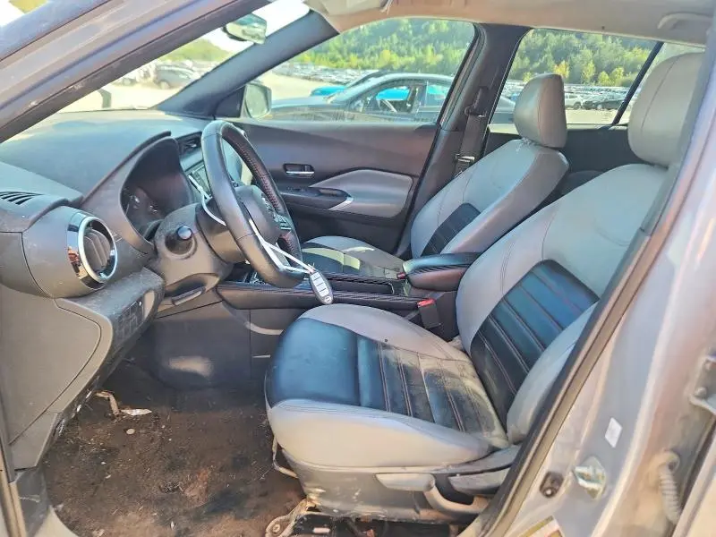 2021 NISSAN KICKS SR  