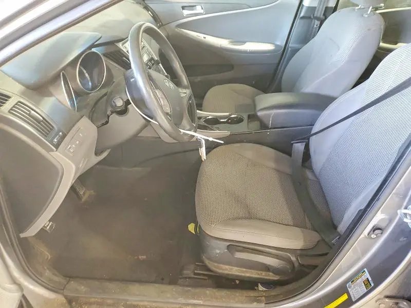 2012 HYUNDAI SONATA GLS  