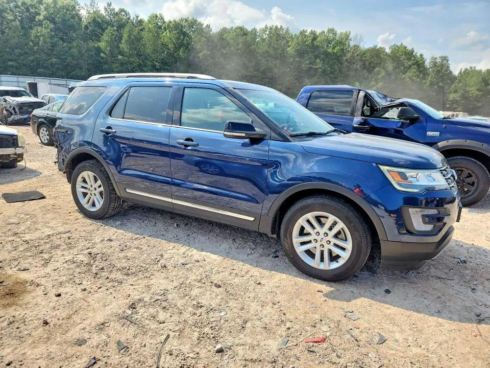 2017 FORD EXPLORER XLT  
