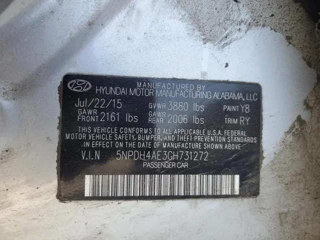 2016 HYUNDAI ELANTRA SE