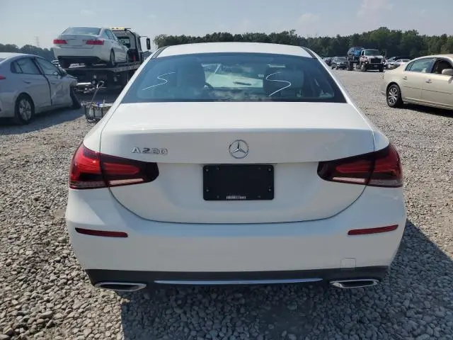 2019 MERCEDES-BENZ A 220  