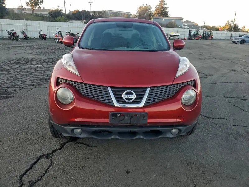 2011 NISSAN JUKE S  