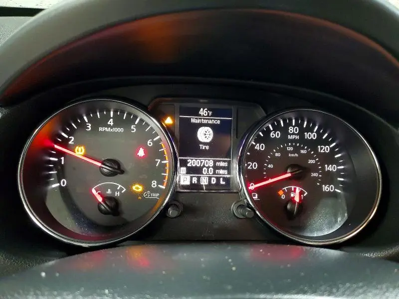 2011 NISSAN ROGUE S  