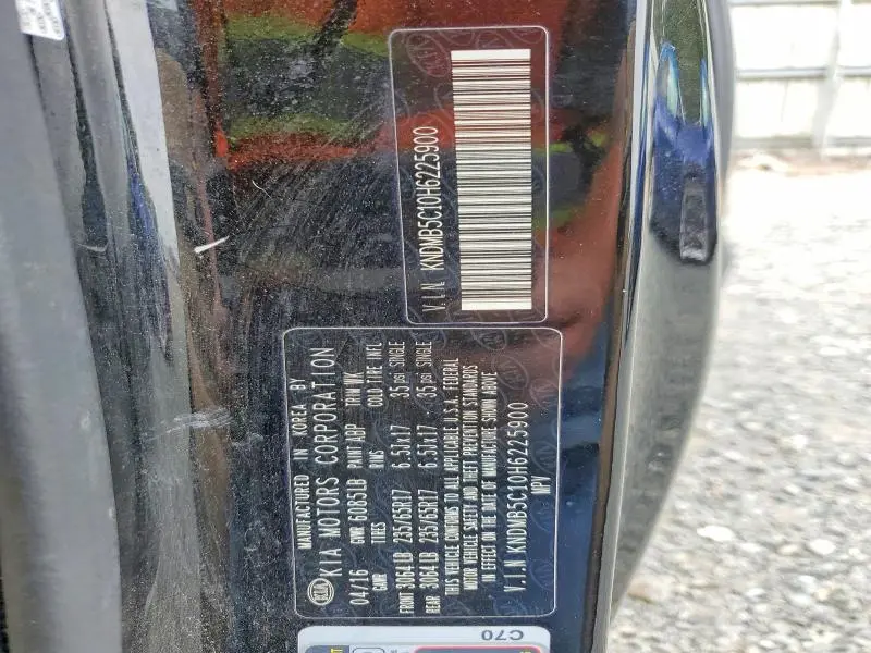 2017 KIA SEDONA LX  