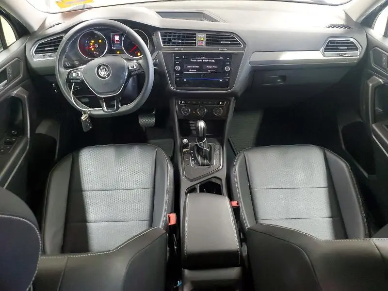 2021 VOLKSWAGEN TIGUAN SE  