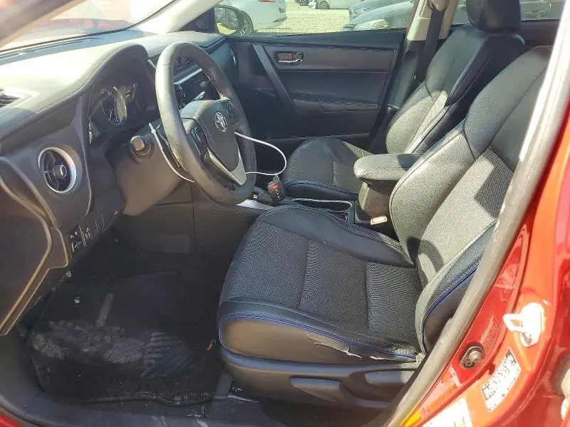 2017 TOYOTA COROLLA SE  