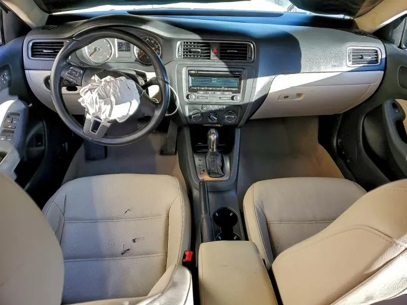 2012 VOLKSWAGEN JETTA SE  