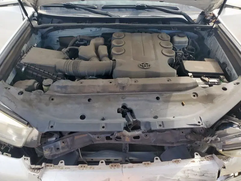 2013 TOYOTA 4RUNNER SR5  