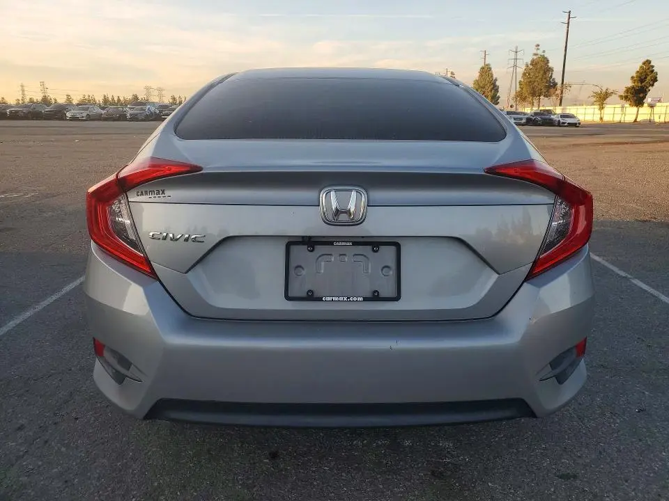 2016 HONDA CIVIC LX  
